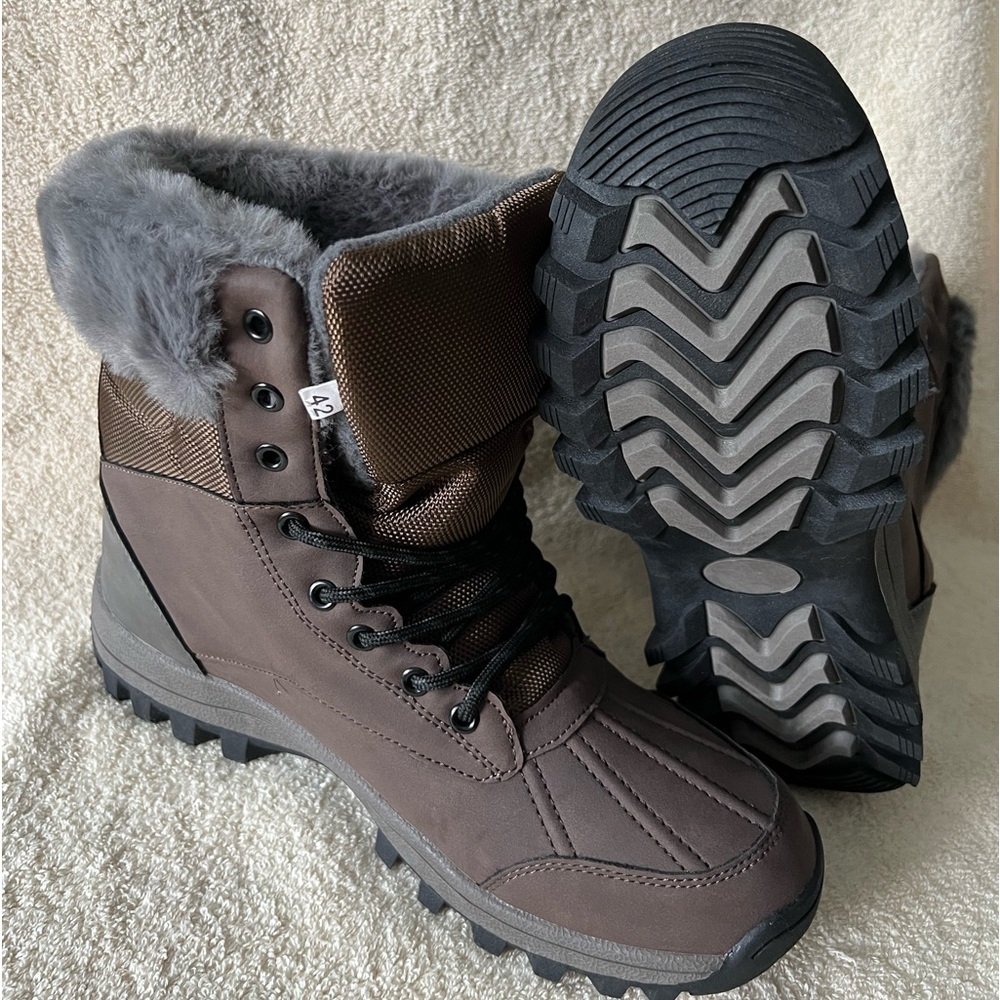 NWOT warm boots